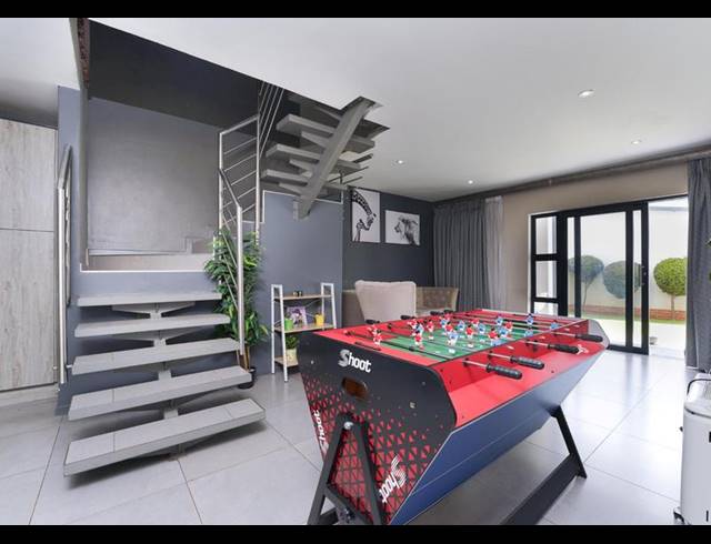 2 BEDROOM PROPERTY TO RENT IN RIVONIA